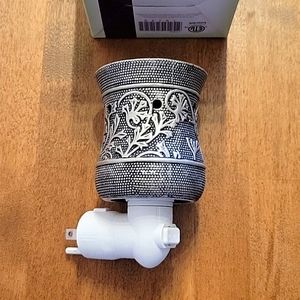 Scentsy Plug-in Warmer